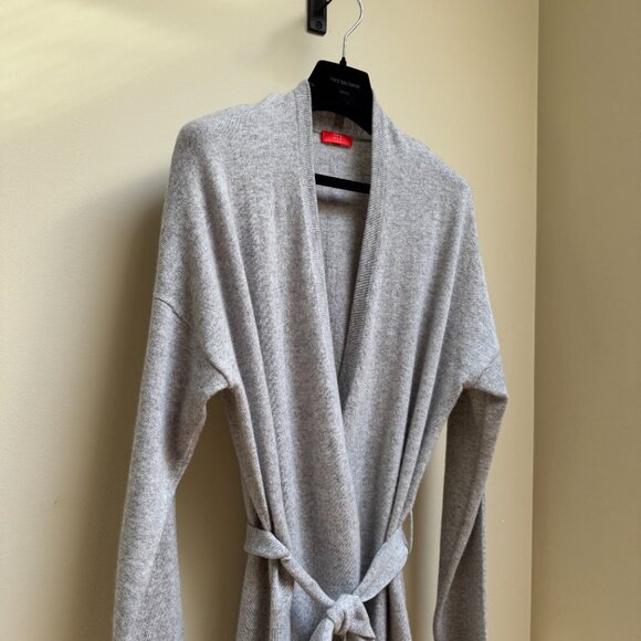 JENNIE LIU 100% Pure Cashmere Belted Lux Wrap Cardigan Robe - Light Grey - Picture 5 of 13